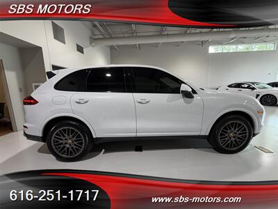 2017 Porsche Cayenne Platinum Edition - Photo 30 - Grand Rapids, MI 49512