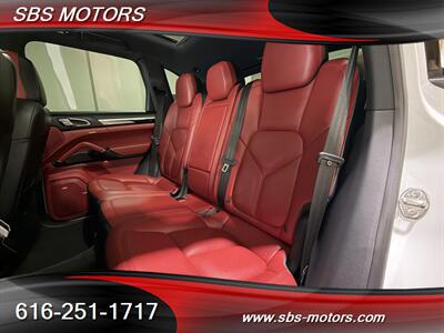 2017 Porsche Cayenne Platinum Edition - Photo 22 - Grand Rapids, MI 49512