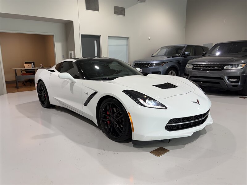 2014 Chevrolet Corvette Stingray   - Photo 1 - Grand Rapids, MI 49512