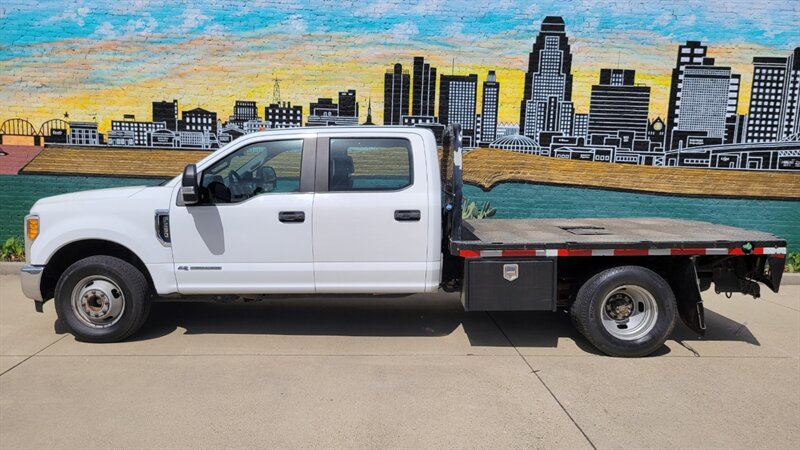2017 Ford F-350 Super Duty XL  Crew Cab Flat Bed