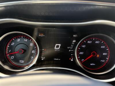 2016 Dodge Charger SXT   - Photo 10 - Phoenix, AZ 85051