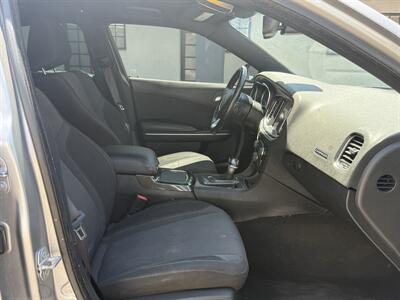 2016 Dodge Charger SXT   - Photo 11 - Phoenix, AZ 85051