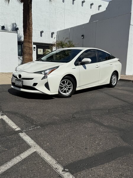 2016 Toyota Prius Two - Photo 1 - Phoenix, AZ 85051