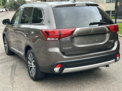 2018 Mitsubishi Outlander GT   - Photo 11 - Denver, CO 80231