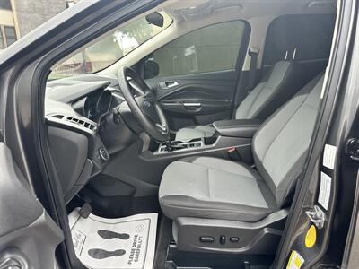 2019 Ford Escape SE   - Photo 16 - Denver, CO 80231