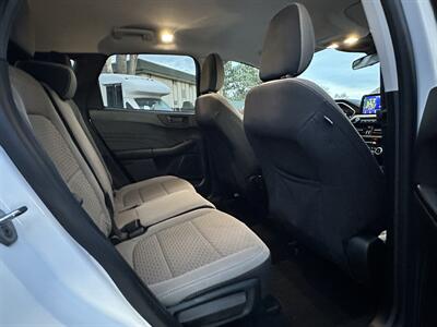 2022 Ford Escape SE - Photo 11 - Denver, CO 80231