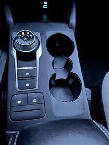 2022 Ford Escape SE - Photo 23 - Denver, CO 80231