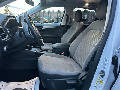 2022 Ford Escape SE - Photo 9 - Denver, CO 80231