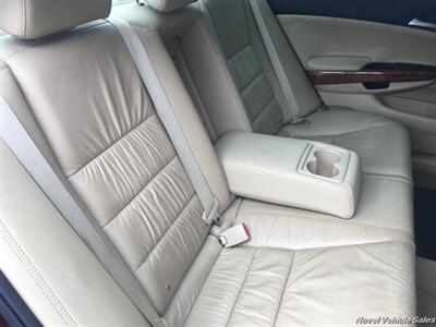 2012 Honda Accord EX-L   - Photo 9 - Homer, GA 30547