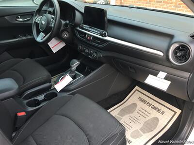 2021 Kia Forte LXS - Photo 6 - Homer, GA 30547