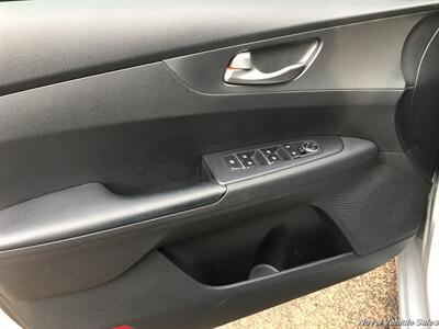 2021 Kia Forte LXS - Photo 12 - Homer, GA 30547