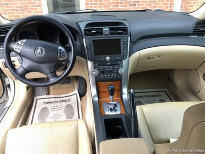 2006 Acura TL w/Navi   - Photo 8 - Homer, GA 30547