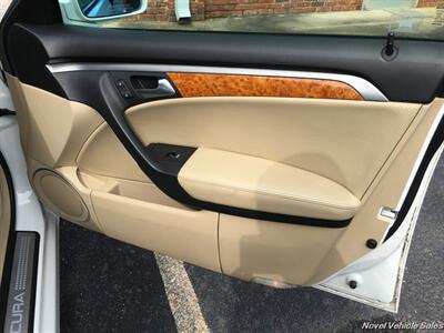 2006 Acura TL w/Navi   - Photo 33 - Homer, GA 30547