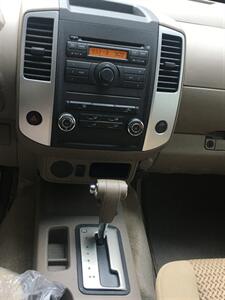 2011 Nissan Frontier SV   - Photo 12 - Homer, GA 30547