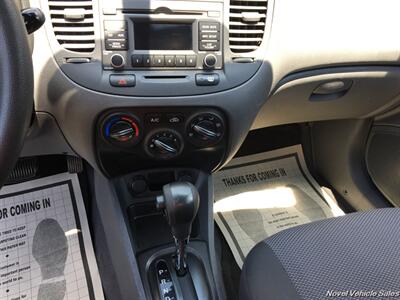 2010 Kia Rio LX   - Photo 8 - Homer, GA 30547