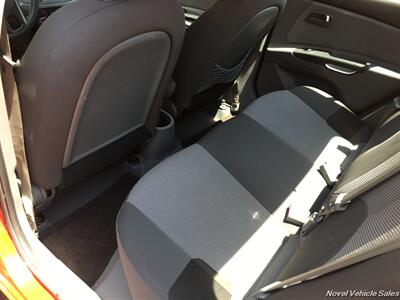 2010 Kia Rio LX   - Photo 13 - Homer, GA 30547