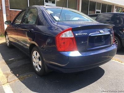 2006 Kia Spectra EX   - Photo 4 - Homer, GA 30547