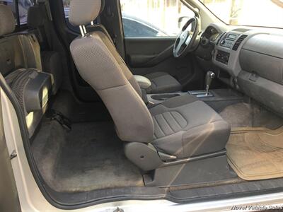 2005 Nissan Frontier SE   - Photo 6 - Homer, GA 30547