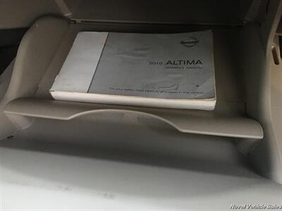 2010 Nissan Altima 2.5 S   - Photo 12 - Homer, GA 30547