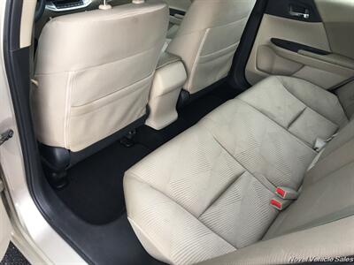2014 Honda Accord LX   - Photo 11 - Homer, GA 30547