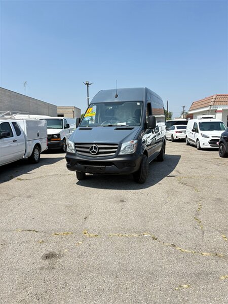 2018 Mercedes-Benz Sprinter Worker 2500 Low Miles 1-Owner - Photo 1 - South El Monte, CA 91733