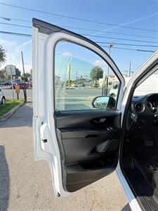 2020 Mercedes-Benz Metris Cargo  1-Owner Low Miles   - Photo 16 - South El Monte, CA 91733