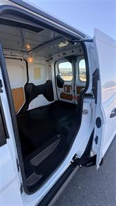 2017 Ford Transit Connect XL Low Mile - Photo 18 - South El Monte, CA 91733