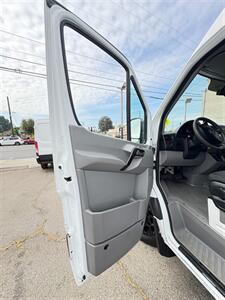 2017 Mercedes-Benz Sprinter 2500 170 Extended High Roof  1-Owner - Photo 23 - South El Monte, CA 91733