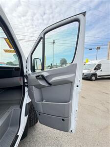 2017 Mercedes-Benz Sprinter 2500 170 Extended High Roof  1-Owner - Photo 22 - South El Monte, CA 91733