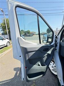 2019 Ford Transit 350 HD Box Van w/Hydraulic Lift Gate   - Photo 16 - South El Monte, CA 91733