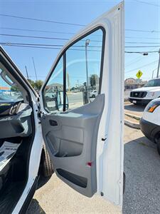 2019 Ford Transit 350 HD Box Van w/Hydraulic Lift Gate   - Photo 17 - South El Monte, CA 91733