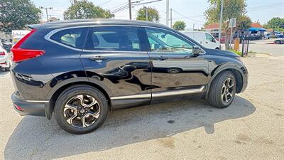 2017 Honda CR-V Touring 4X4 - Photo 13 - South El Monte, CA 91733
