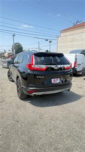 2017 Honda CR-V Touring 4X4 - Photo 9 - South El Monte, CA 91733