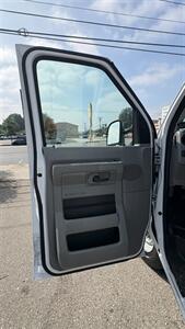 2023 Ford E-350 SD Reefer Box Van - Photo 22 - South El Monte, CA 91733