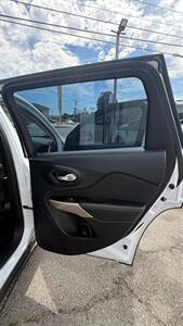 2017 Jeep Cherokee Sport Low Miles  1-Owner   - Photo 20 - South El Monte, CA 91733
