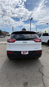 2017 Jeep Cherokee Sport Low Miles  1-Owner   - Photo 9 - South El Monte, CA 91733