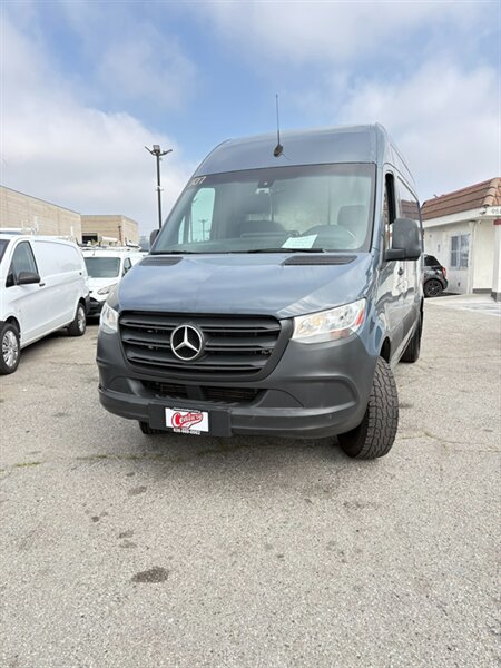 2019 Mercedes-Benz Sprinter Crew Van Base