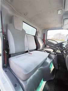 2020 Isuzu NRR 14FT Box Truck DIESEL  Hydrulic Lift - Photo 22 - South El Monte, CA 91733