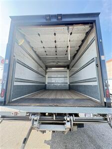 2020 Isuzu NRR 14FT Box Truck DIESEL  Hydrulic Lift - Photo 13 - South El Monte, CA 91733