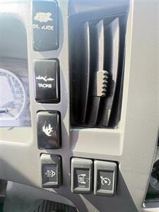 2020 Isuzu NRR 14FT Box Truck DIESEL  Hydrulic Lift - Photo 27 - South El Monte, CA 91733