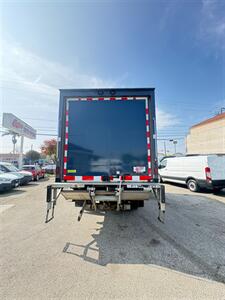 2020 Isuzu NRR 14FT Box Truck DIESEL  Hydrulic Lift - Photo 11 - South El Monte, CA 91733
