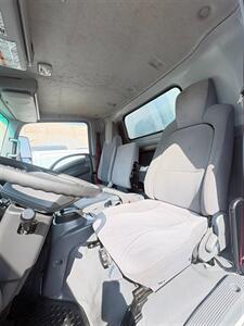 2020 Isuzu NRR 14FT Box Truck DIESEL  Hydrulic Lift - Photo 23 - South El Monte, CA 91733