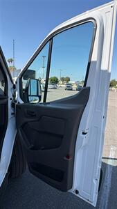 2022 Ford Transit 350 Reefer Van - Photo 19 - South El Monte, CA 91733