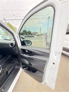 2016 Mercedes-Benz Metris Cargo   - Photo 17 - South El Monte, CA 91733