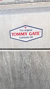 2020 Ford Transit 250 w/ Huydrulic Lift   - Photo 9 - South El Monte, CA 91733