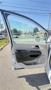 2019 Chrysler Pacifica Hybrid Touring Plus 1-Owner - Photo 23 - South El Monte, CA 91733