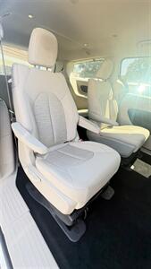 2019 Chrysler Pacifica Hybrid Touring Plus 1-Owner - Photo 20 - South El Monte, CA 91733