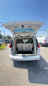 2019 Chrysler Pacifica Hybrid Touring Plus 1-Owner - Photo 13 - South El Monte, CA 91733