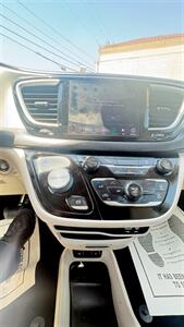 2019 Chrysler Pacifica Hybrid Touring Plus 1-Owner - Photo 25 - South El Monte, CA 91733