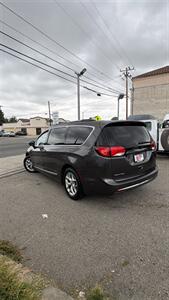 2017 Chrysler Pacifica Touring-L Loaded   - Photo 7 - South El Monte, CA 91733